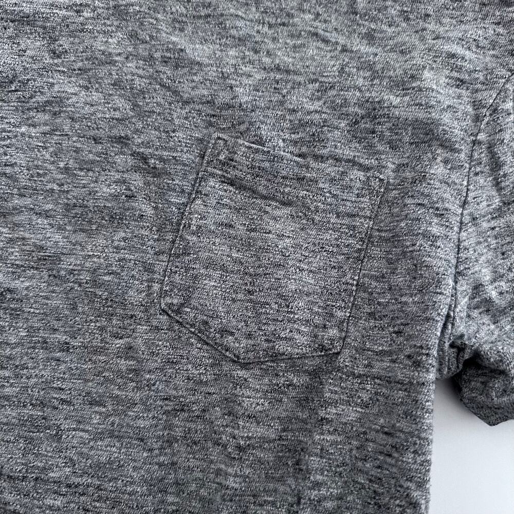 Gap tee - Picture 2 of 3